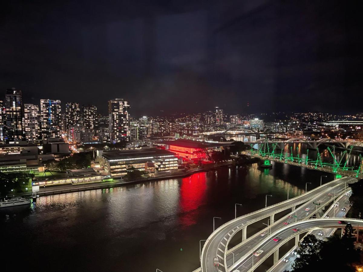 Brisbane Riverfront Oasis 2Bed Panoramic Riverview Экстерьер фото
